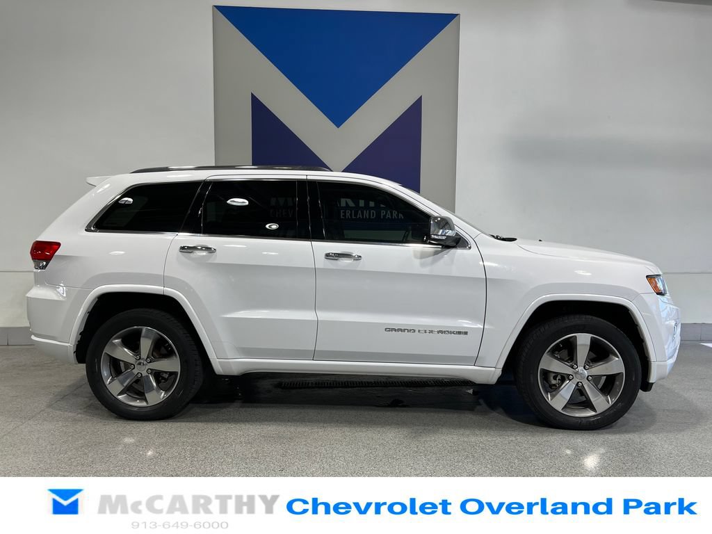 Used 2015 Jeep Grand Cherokee Overland AWD/4WD image 5
