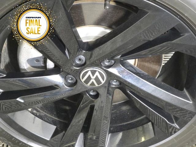 Used 2024 Volkswagen Tiguan SE R-Line image 10