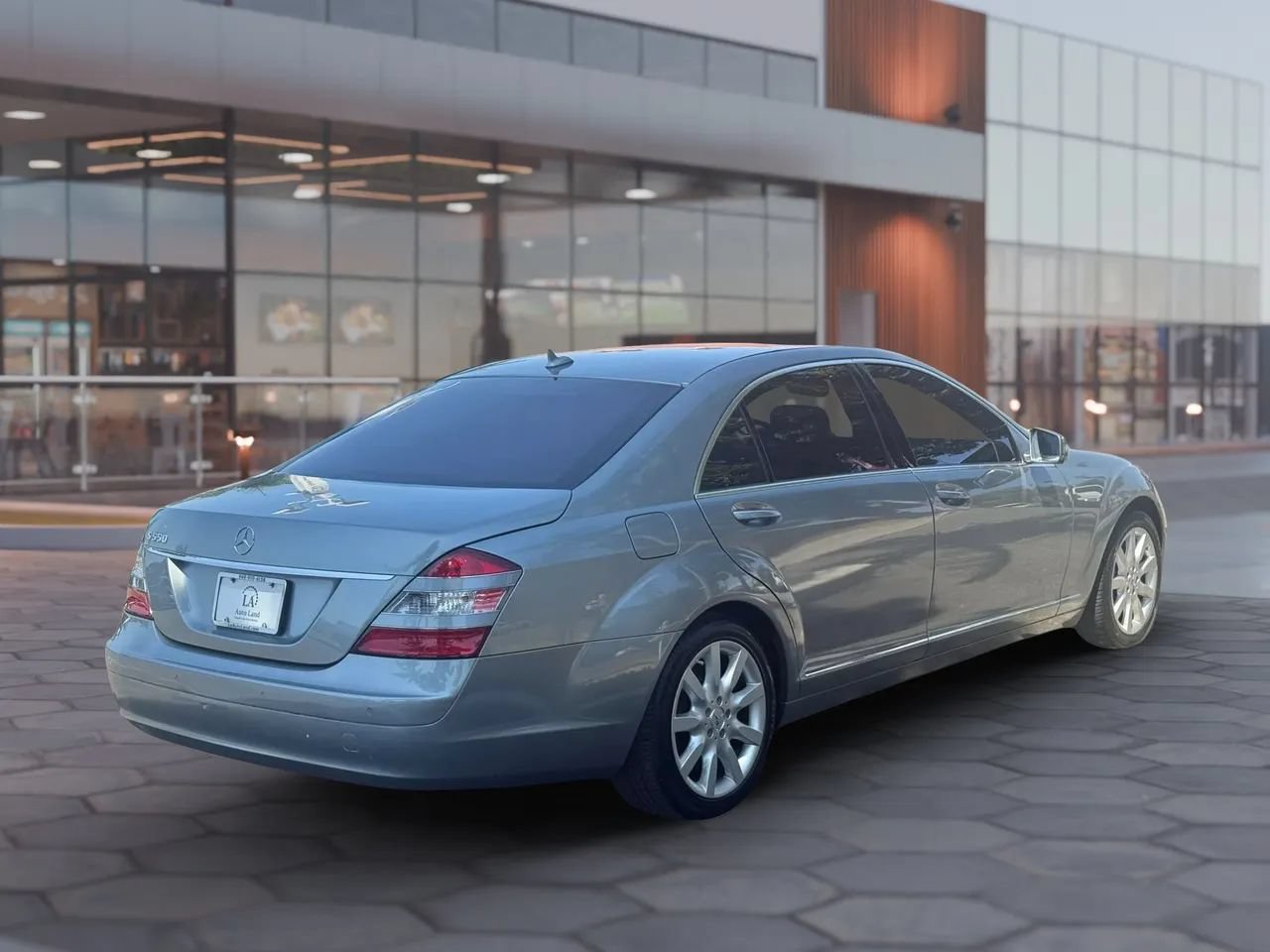 Used 2007 Mercedes-Benz S 550 image 6