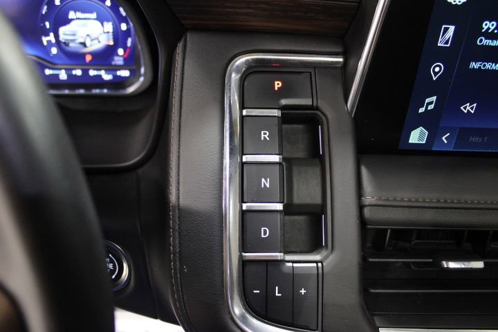 Used 2023 Chevrolet Tahoe High Country AWD/4WD image 56