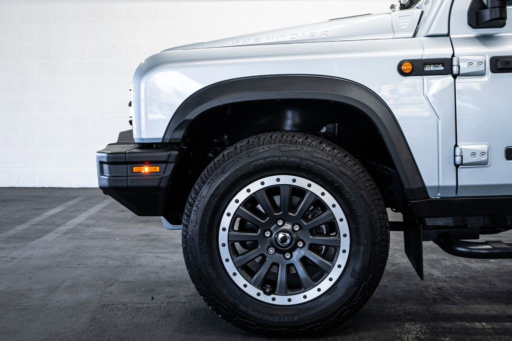 Used 2024 INEOS Grenadier Fieldmaster Edition image 13