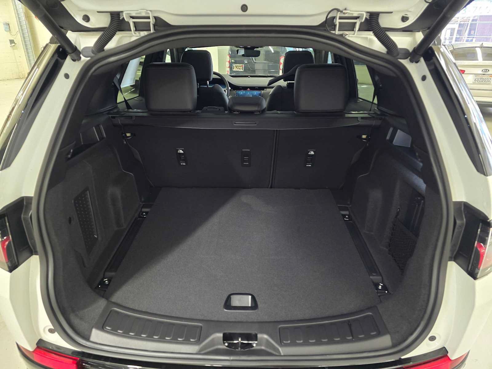 New 2026 Land Rover Discovery Sport Landmark AWD/4WD image 14