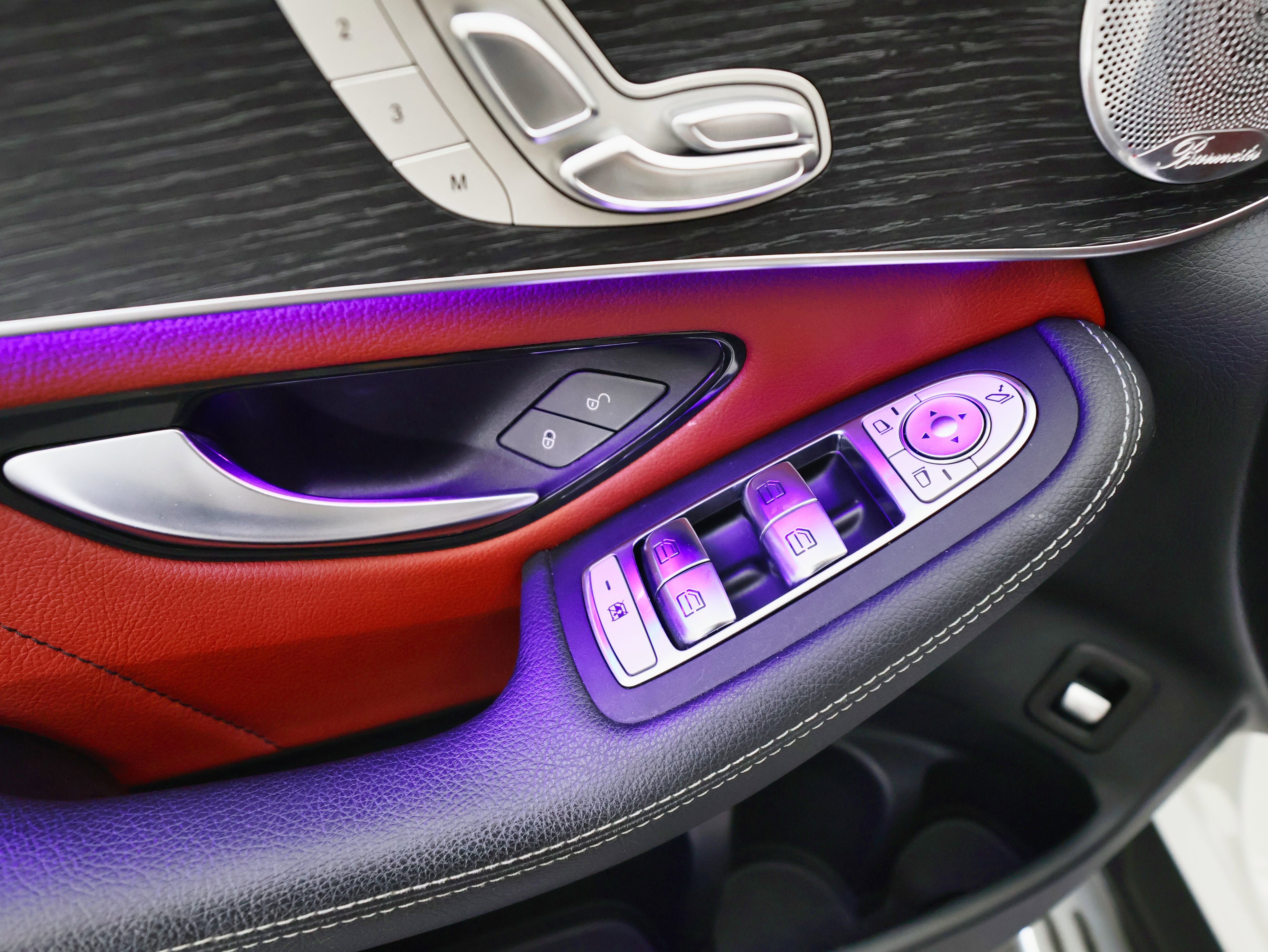 Used 2020 Mercedes-Benz GLC 300 4MATIC Coupe image 22