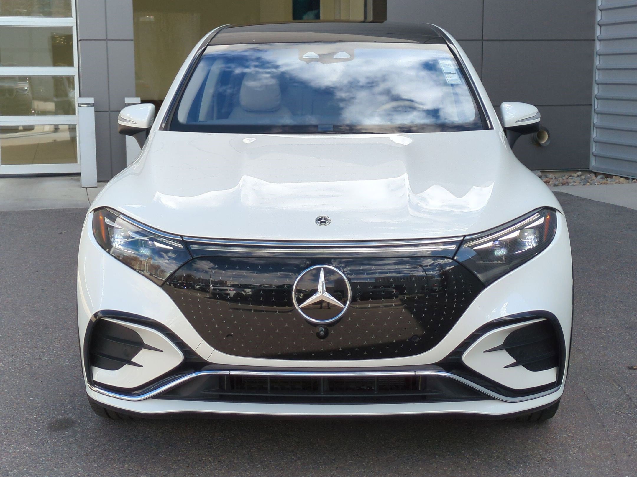 Used 2023 Mercedes-Benz EQS 450+ 4MATIC SUV image 9