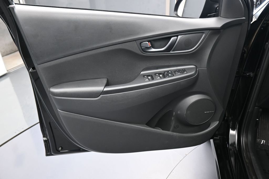 Used 2022 Hyundai Kona N Line w/ Tech Package FWD image 13