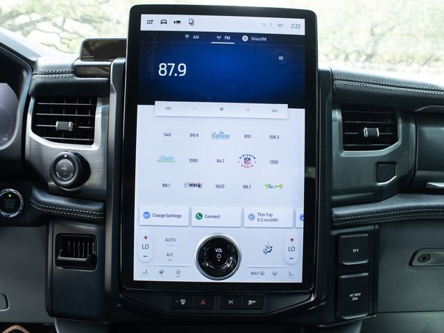 Used 2025 Ford F150 Lightning Flash image 17