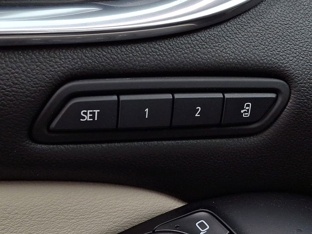 Used 2023 Buick Enclave Avenir w/ LPO, Floor Liner Package image 29