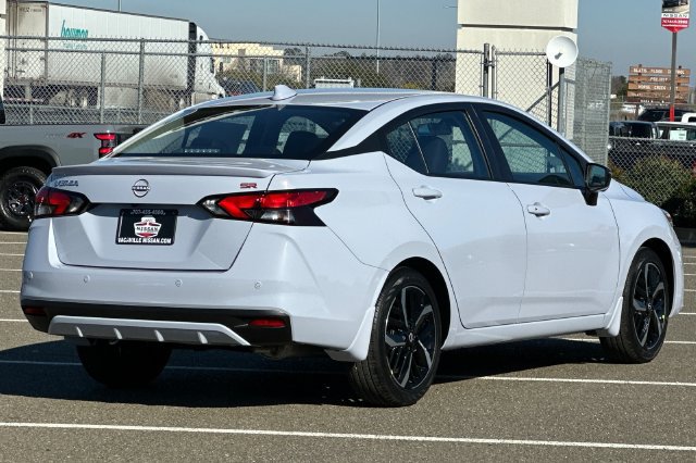 Certified 2025 Nissan Versa SR w/ Trunk Package FWD image 4