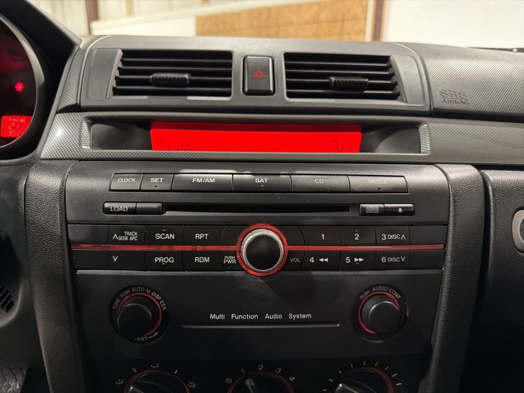 Used 2006 MAZDA MAZDA3 s image 17