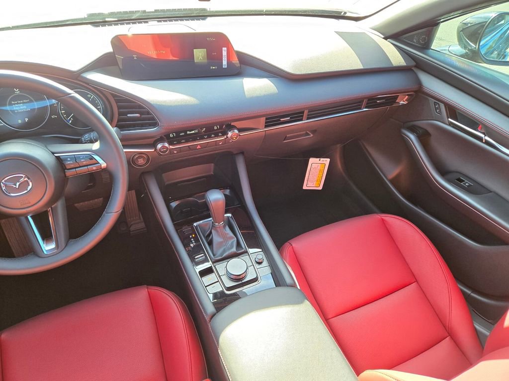 New 2026 MAZDA MAZDA3 Carbon image 17