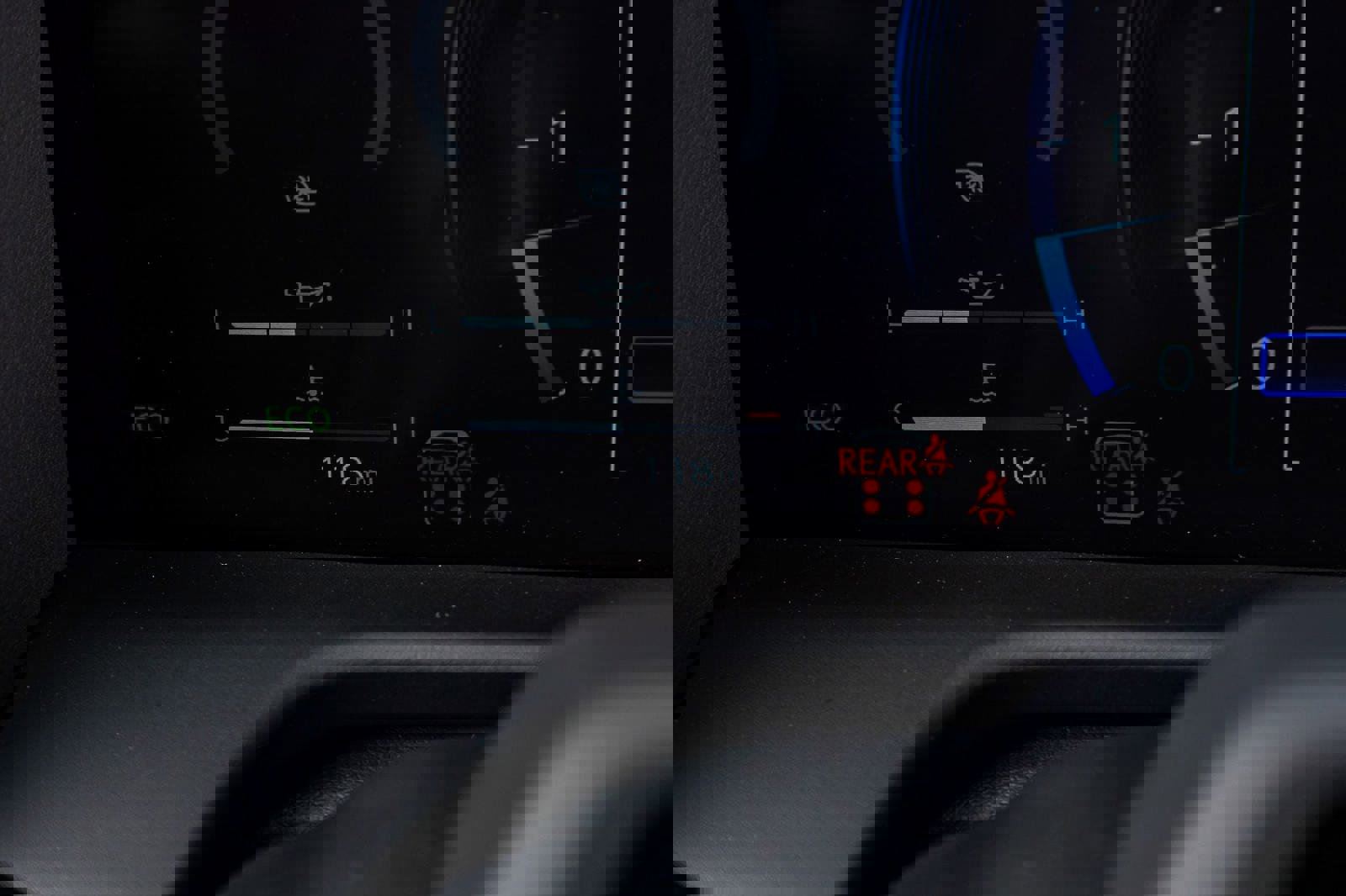 Used 2025 Lexus GX 550 w/ Accessory Package (2T) image 21