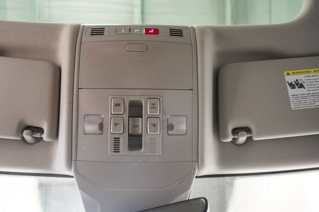 Used 2024 Volkswagen Jetta SE FWD image 23