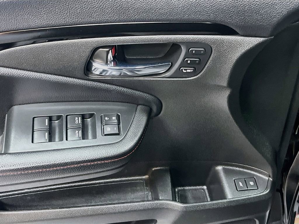 Used 2022 Honda Pilot Black Edition image 18