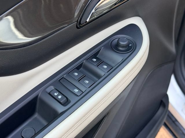 Used 2019 Buick Encore Preferred AWD/4WD image 20