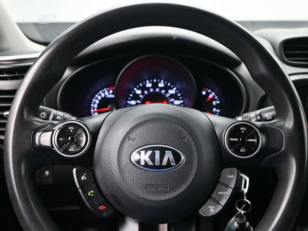 Used 2016 Kia Soul FWD image 10