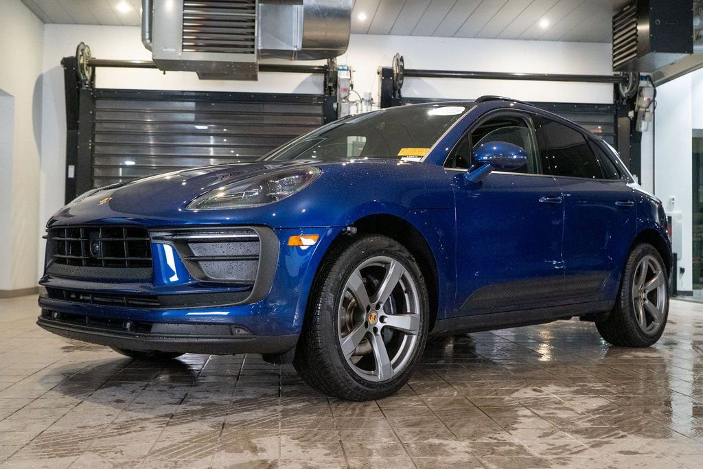 Certified 2025 Porsche Macan