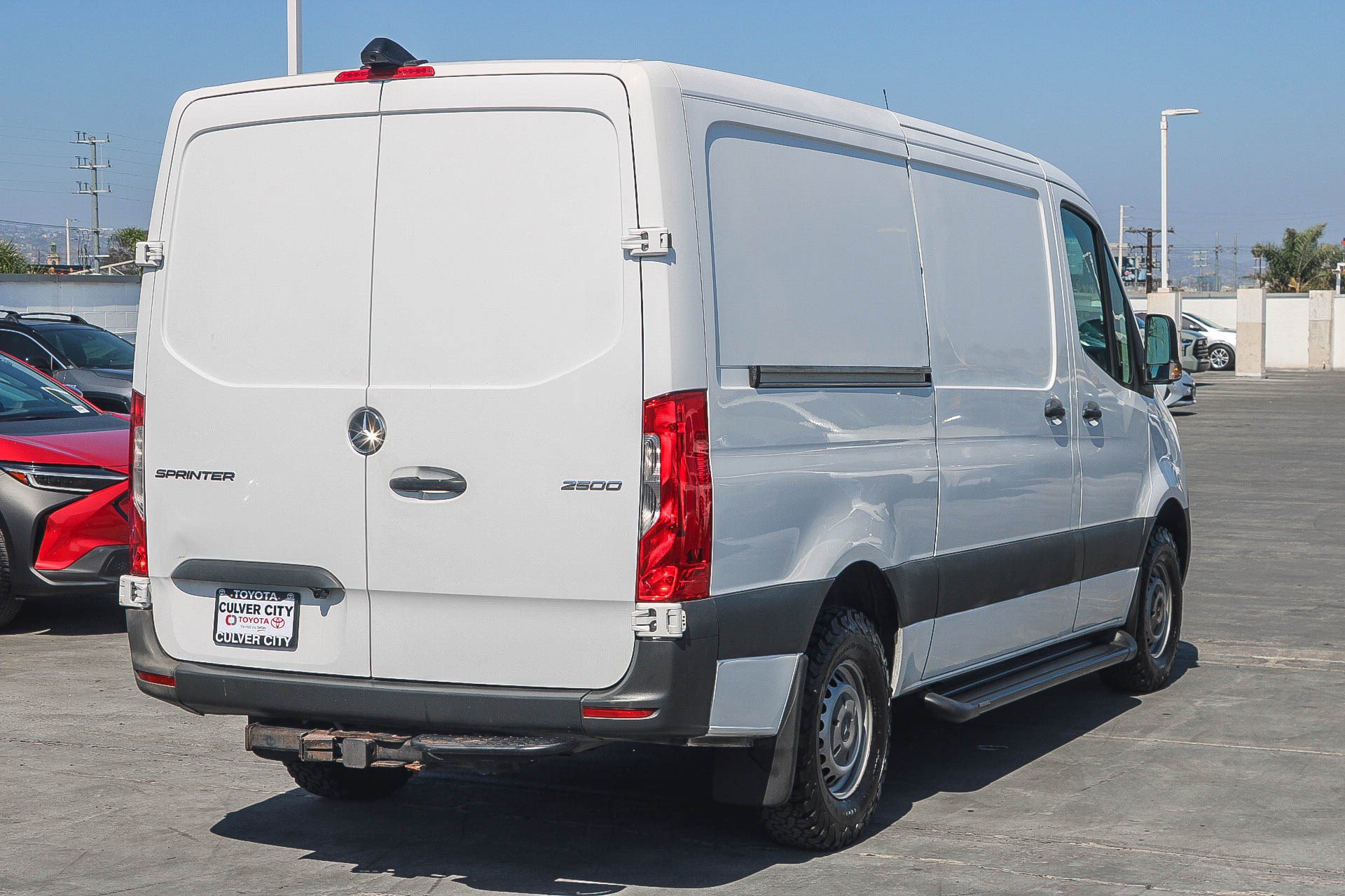 Used 2019 Mercedes-Benz Sprinter 144 Cargo image 9