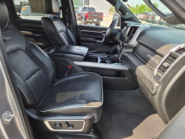 Used 2024 RAM 1500 Laramie AWD/4WD image 15