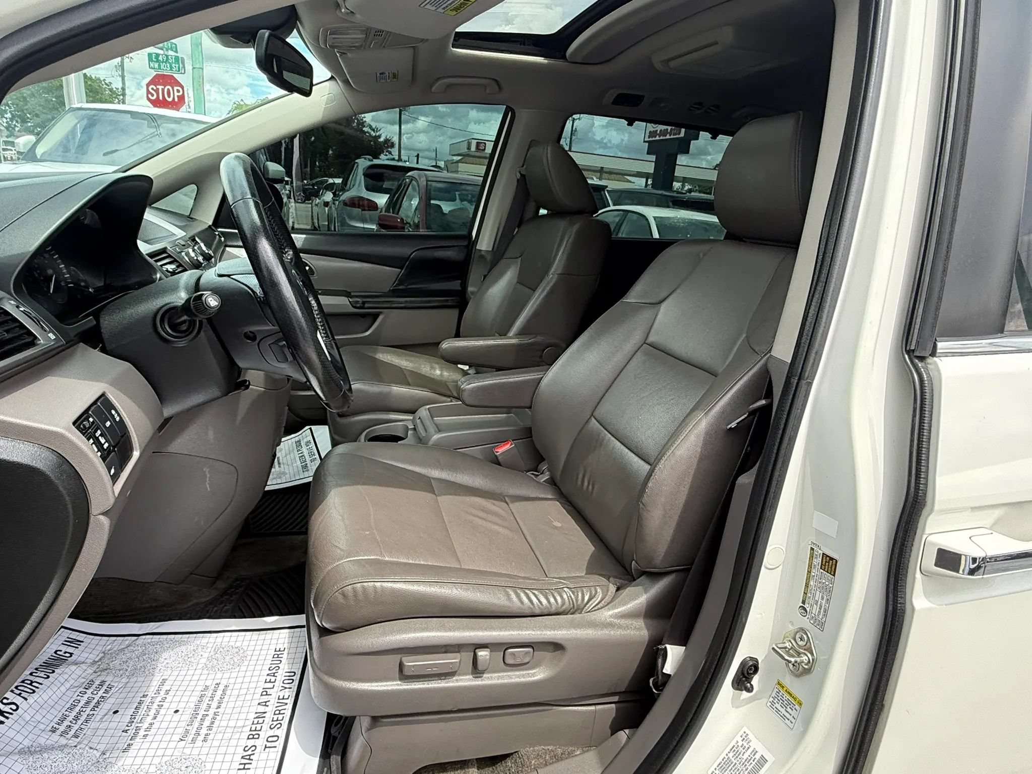Used 2015 Honda Odyssey EX-L image 10