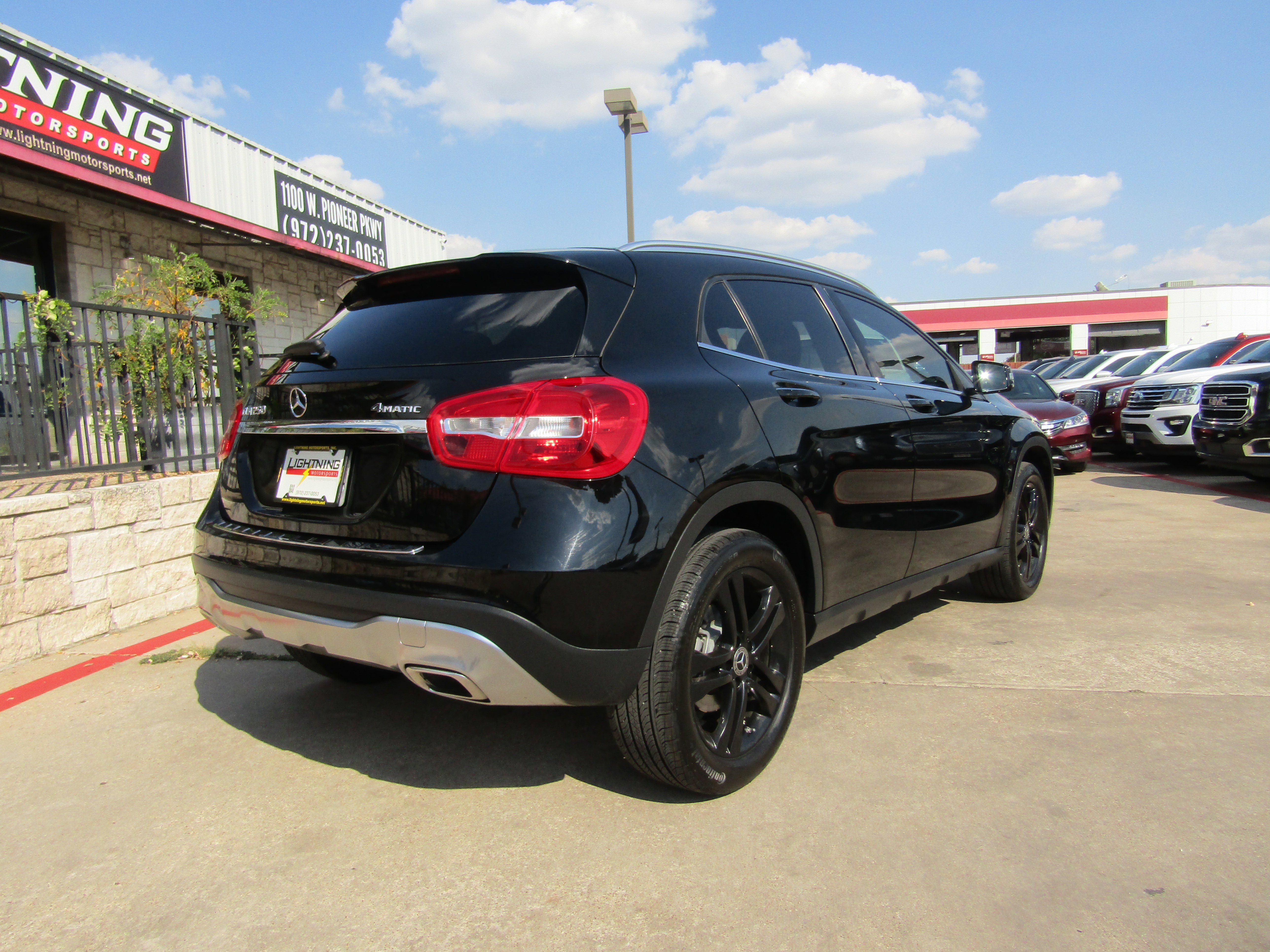 Used 2020 Mercedes-Benz GLA 250 4MATIC image 4