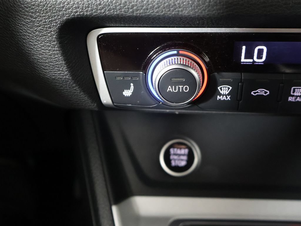 Used 2023 Audi Q3 2.0T Premium w/ Convenience Package AWD/4WD image 47