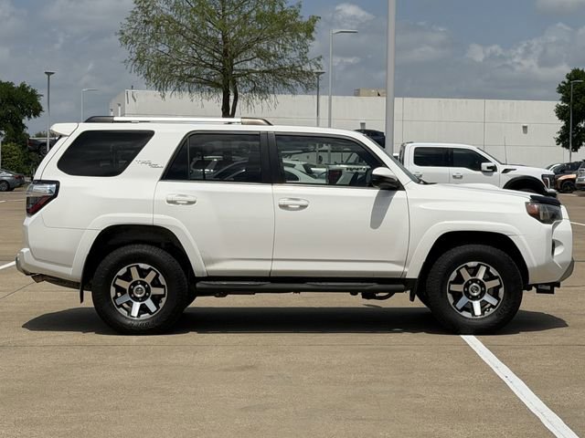 Used 2018 Toyota 4Runner TRD Off-Road AWD/4WD image 3