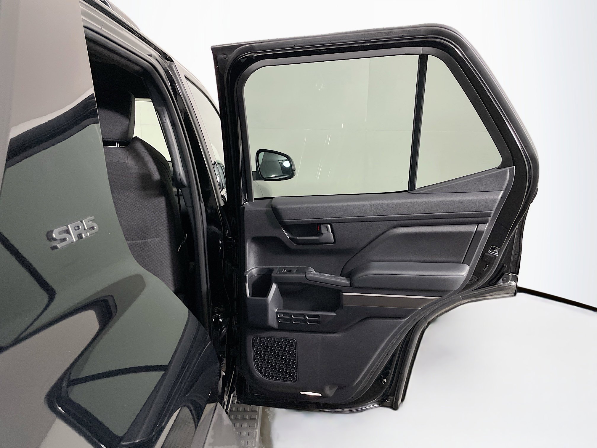 Used 2025 Toyota 4Runner SR5 image 29