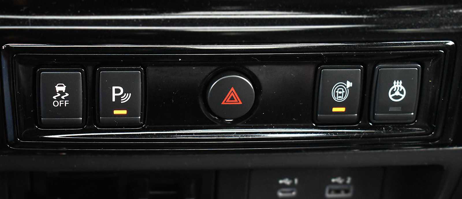 Used 2021 Nissan Titan PRO-4X w/ Pro-4x Convenience Package image 23