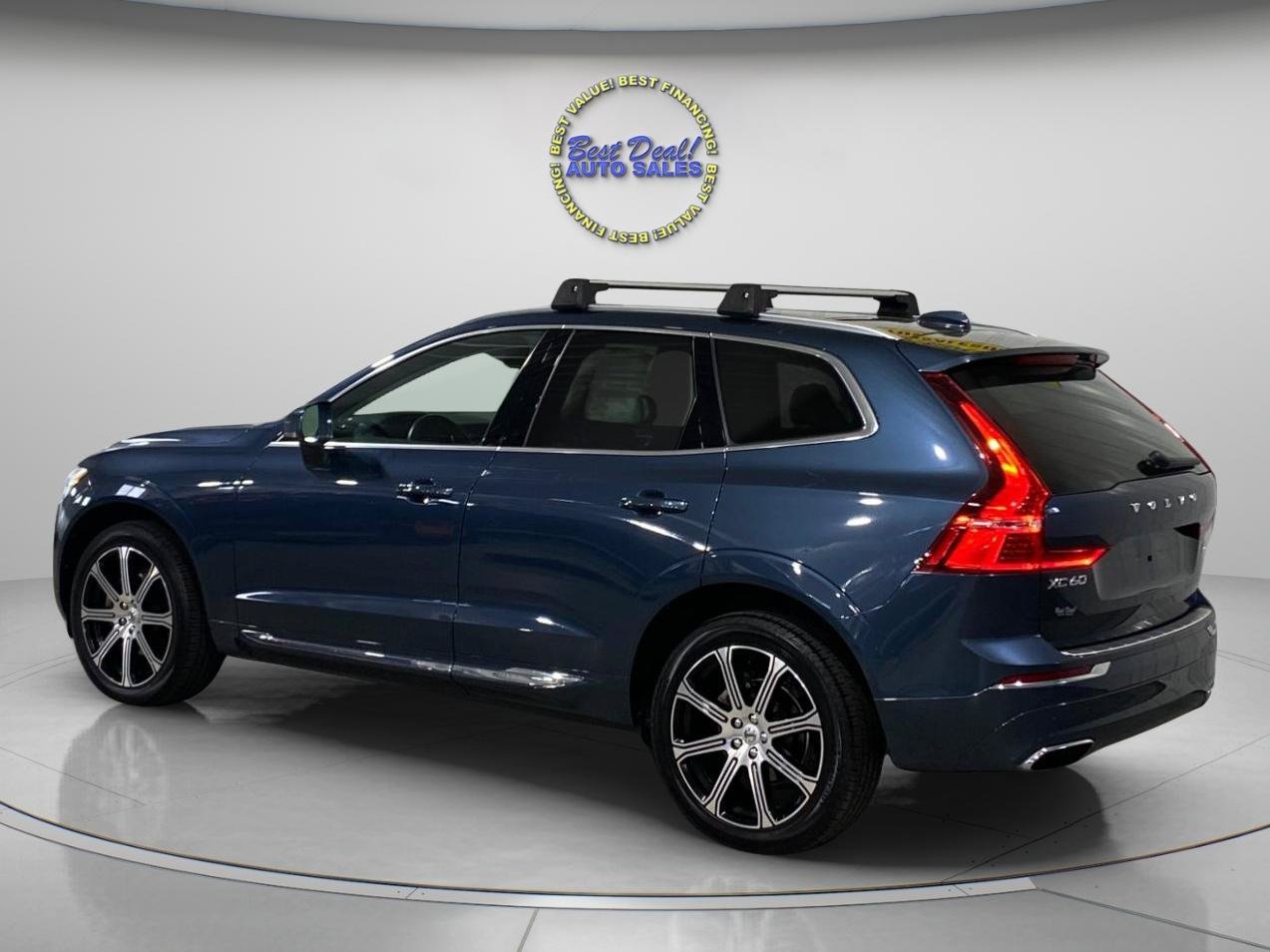 Used 2021 Volvo XC60 T5 Inscription AWD/4WD image 3