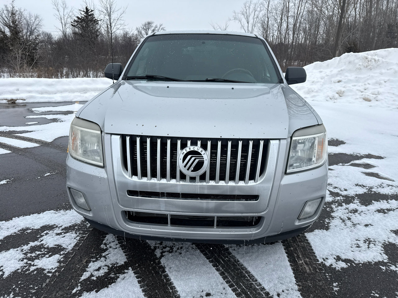 Used 2009 Mercury Mariner 2WD image 2