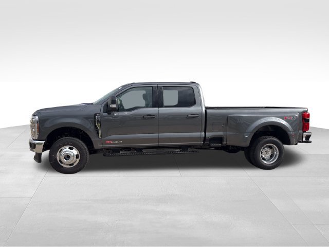 New 2027 Ford F350 XLT w/ XLT Premium Package AWD/4WD image 3