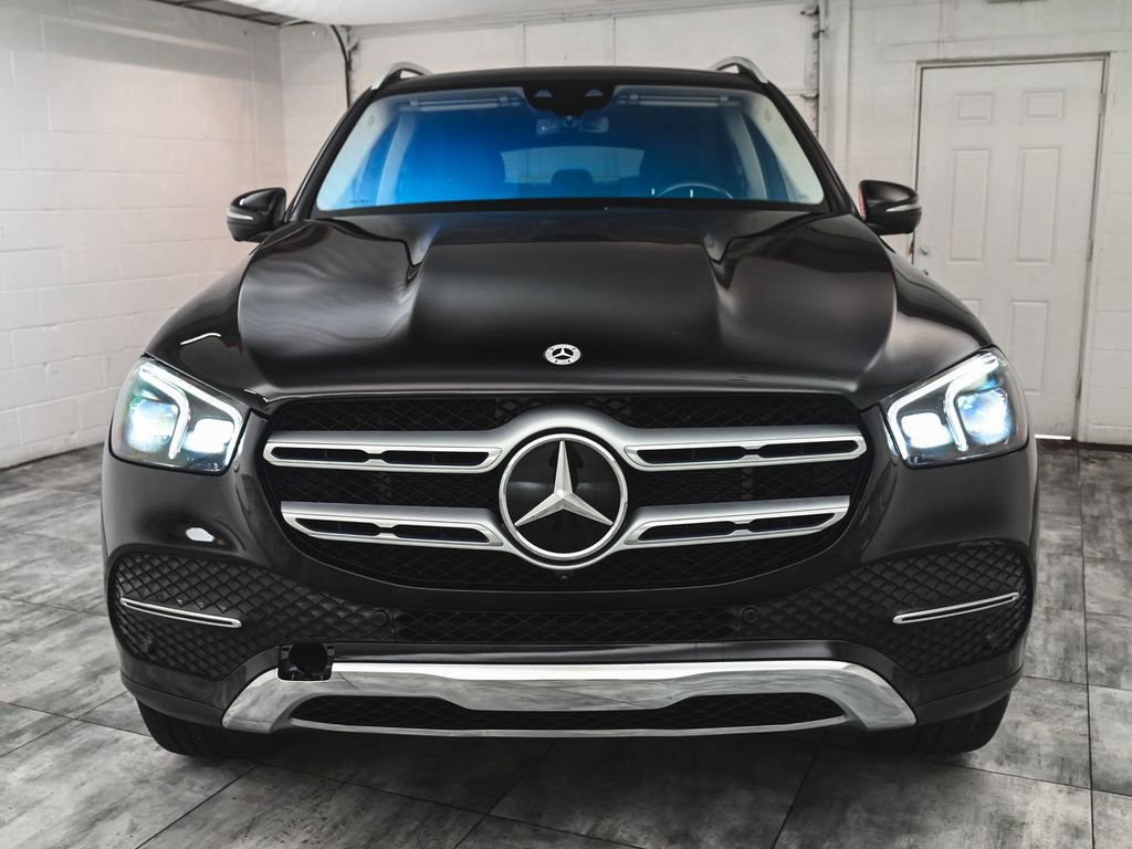 Used 2023 Mercedes-Benz GLE 450 4MATIC w/ 3rd Row Seat Package image 2