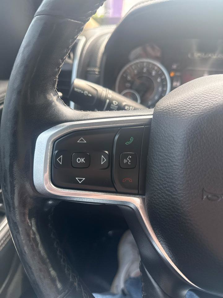 Used 2019 RAM 1500 Laramie AWD/4WD image 13