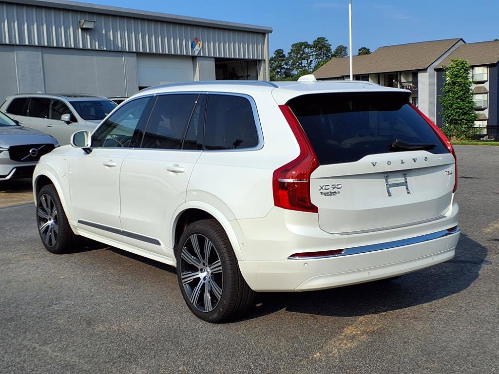 Used 2025 Volvo XC90 T8 Ultra w/ Protection Package Premier image 7