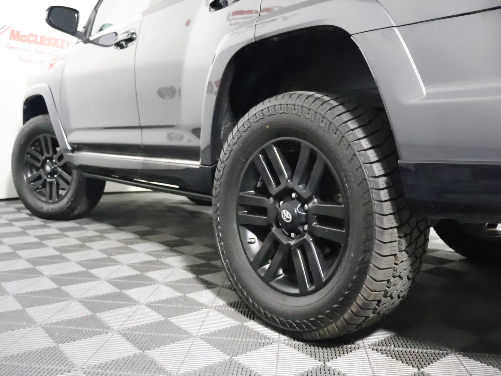 Used 2019 Toyota 4Runner Limited AWD/4WD image 12