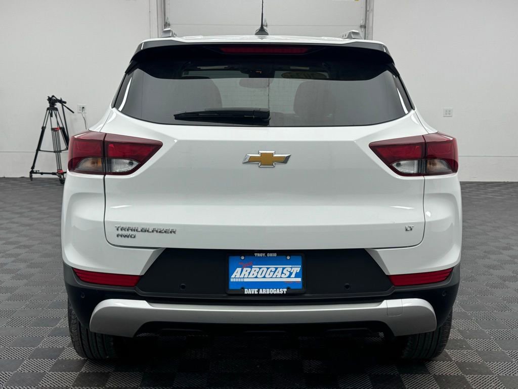 Used 2023 Chevrolet TrailBlazer LT w/ Convenience Package AWD/4WD image 7