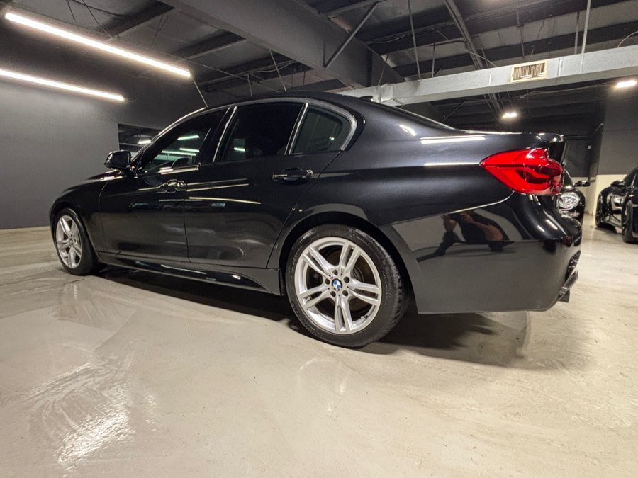 Used 2018 BMW 340i xDrive Sedan w/ Premium Package Enhanced AWD/4WD image 2