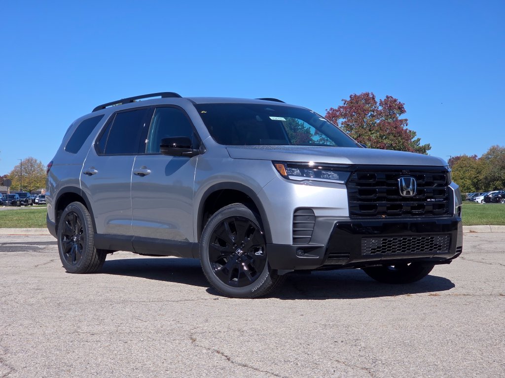New 2026 Honda Pilot Black Edition image 2