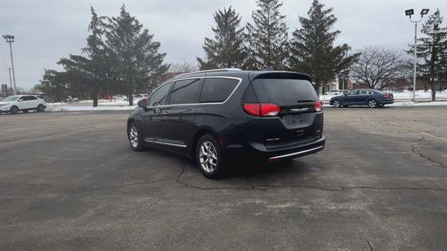 Used 2019 Chrysler Pacifica Limited image 7