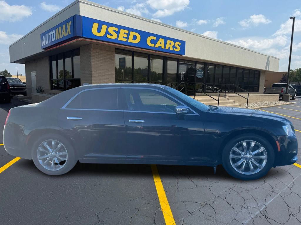 Used 2018 Chrysler 300 Limited w/ Safetytec Plus Group AWD/4WD image 2