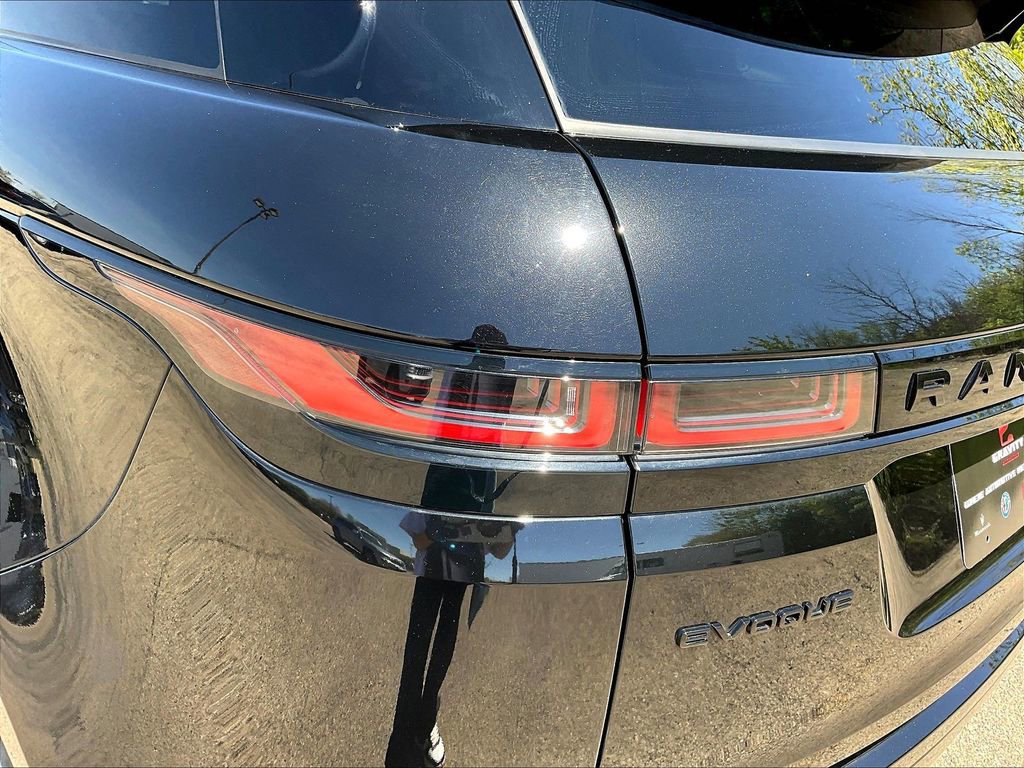 Used 2023 Land Rover Range Rover Evoque R-Dynamic SE AWD/4WD image 23