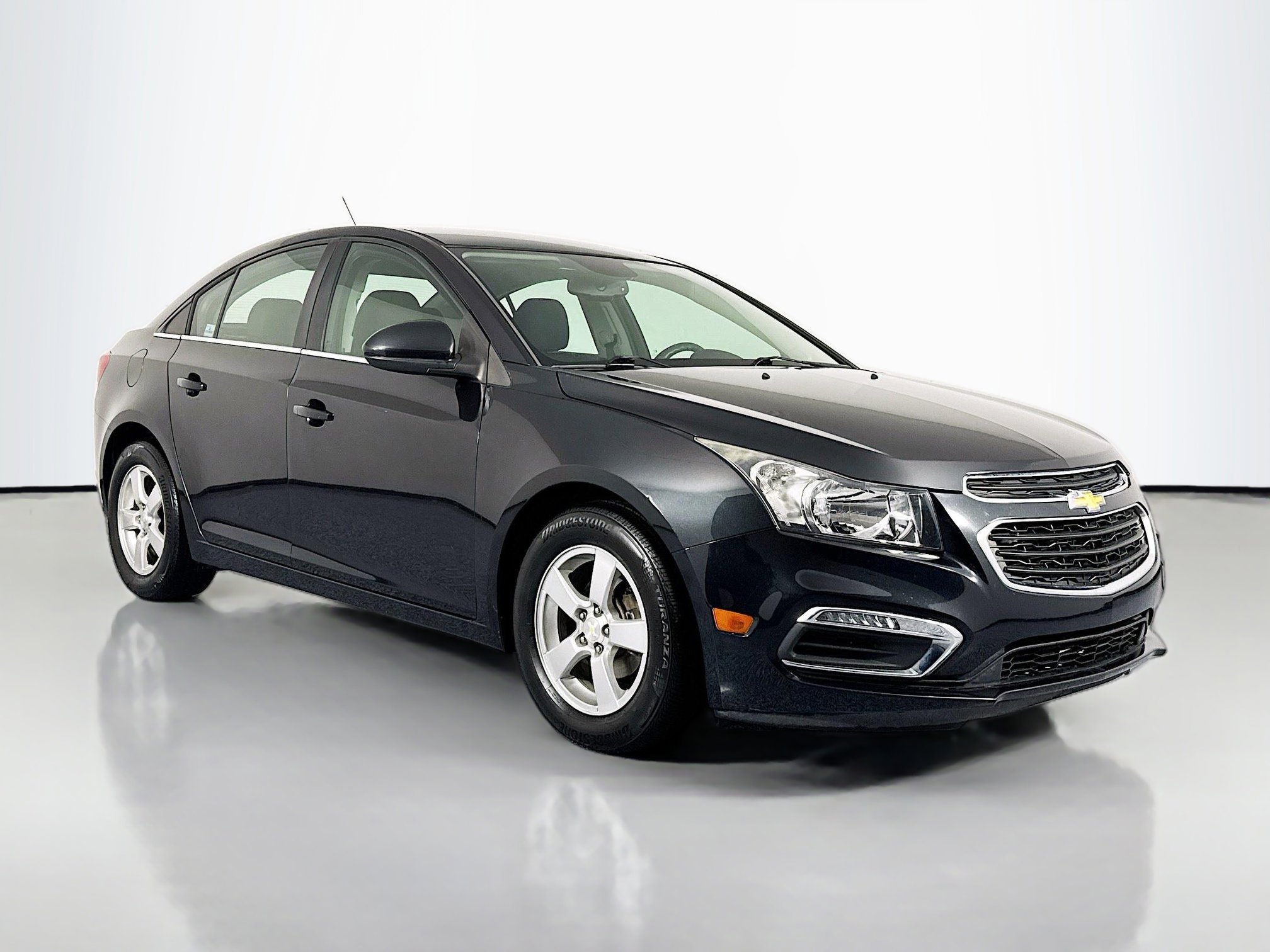 Used 2016 Chevrolet Cruze LT image 3