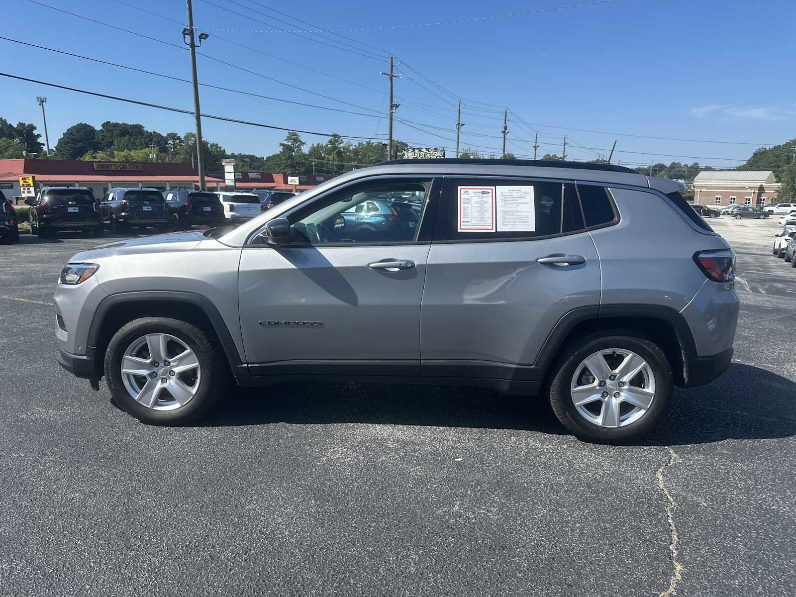 Used 2022 Jeep Compass Latitude w/ Sun and Sound Group image 8
