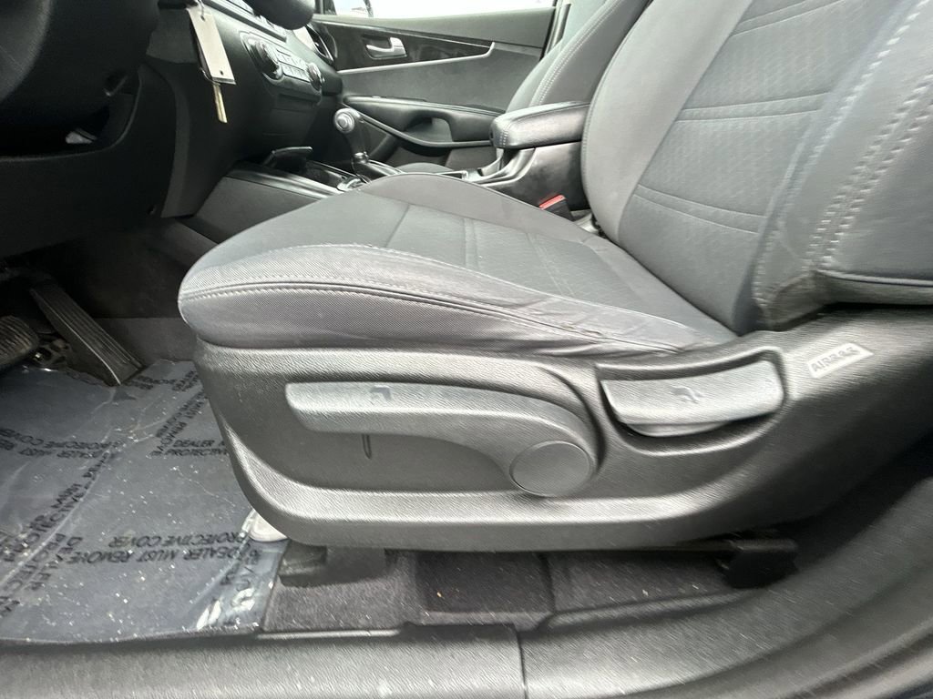 Used 2016 Kia Sorento L image 12