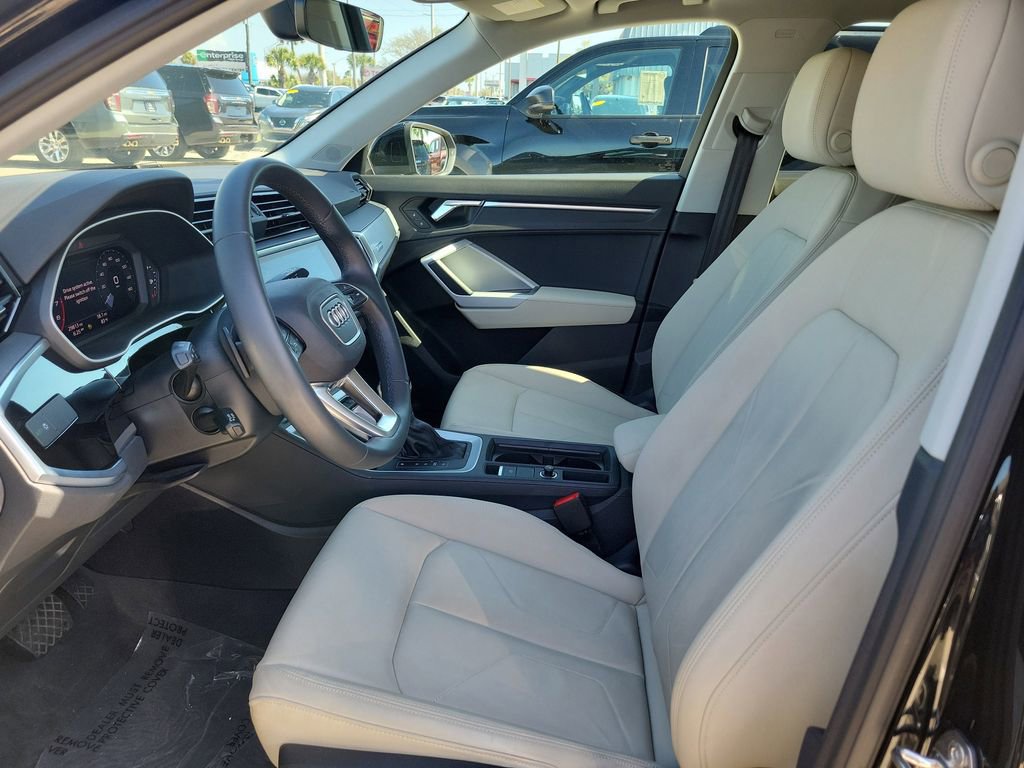 Used 2021 Audi Q3 2.0T Premium image 26
