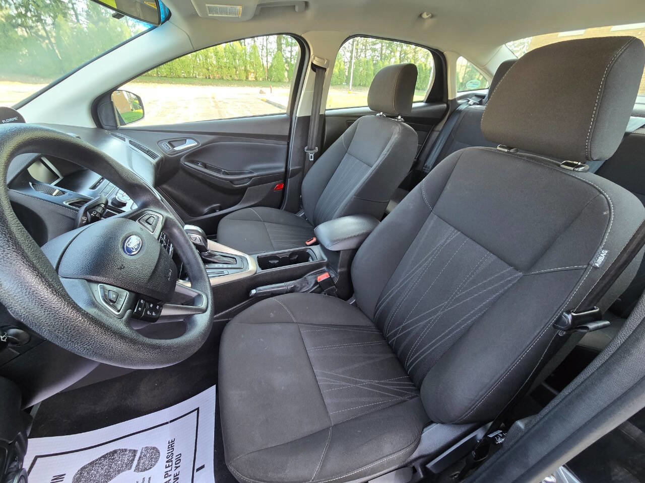 Used 2015 Ford Focus SE image 22