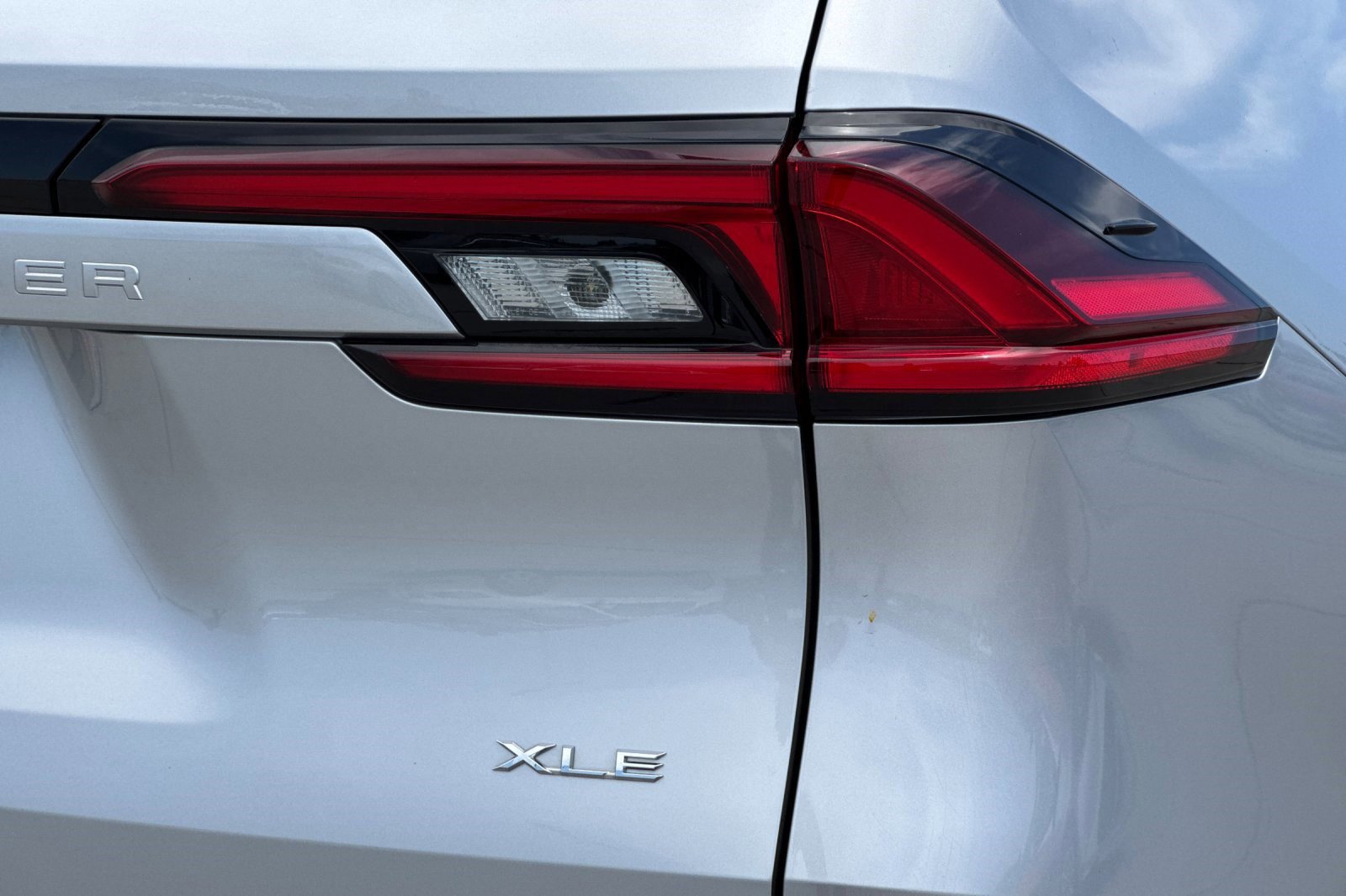 Used 2025 Toyota Grand Highlander FWD image 13