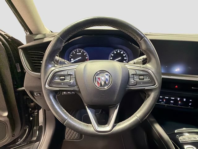Used 2021 Buick Envision Essence w/ Technology Package I AWD/4WD image 10