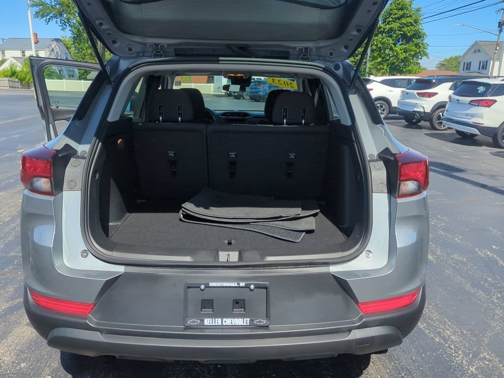 Certified 2023 Chevrolet TrailBlazer LS FWD image 28