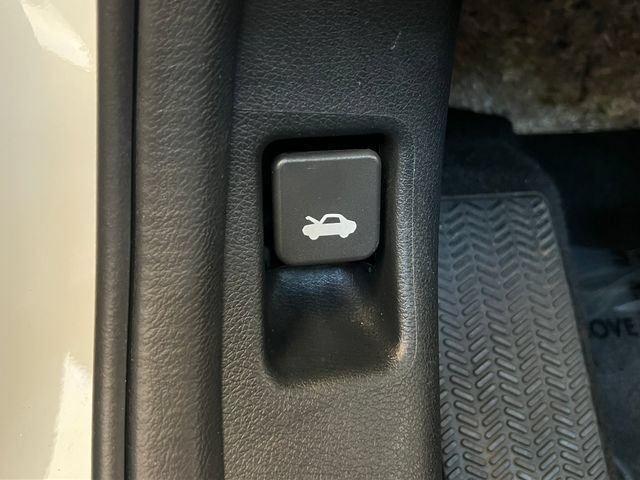 Used 2015 Honda Accord EX-L image 32